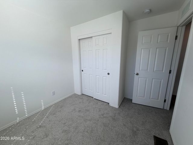 400 W VENICE Way, Paulden, AZ 86334