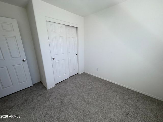 400 W VENICE Way, Paulden, AZ 86334