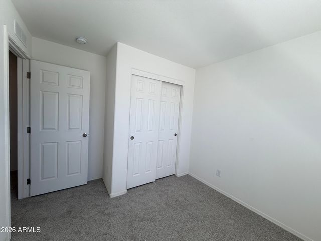 400 W VENICE Way, Paulden, AZ 86334