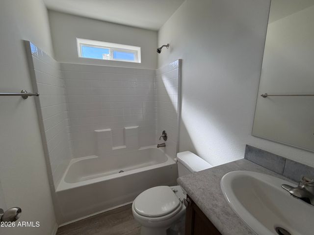 400 W VENICE Way, Paulden, AZ 86334