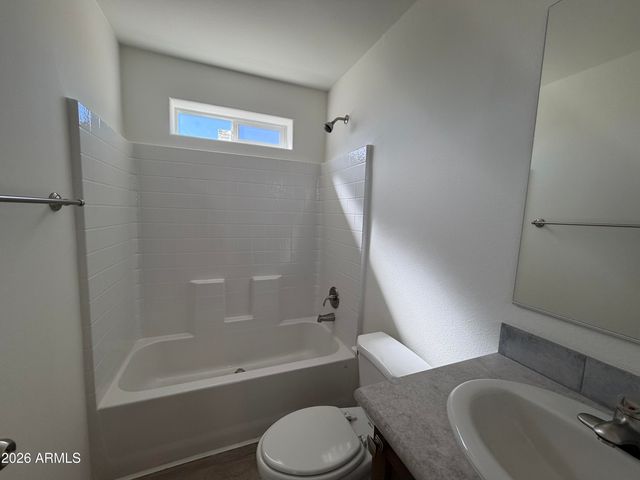 400 W VENICE Way, Paulden, AZ 86334