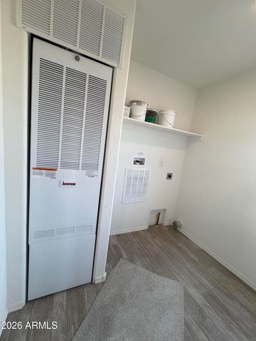 400 W VENICE Way, Paulden, AZ 86334