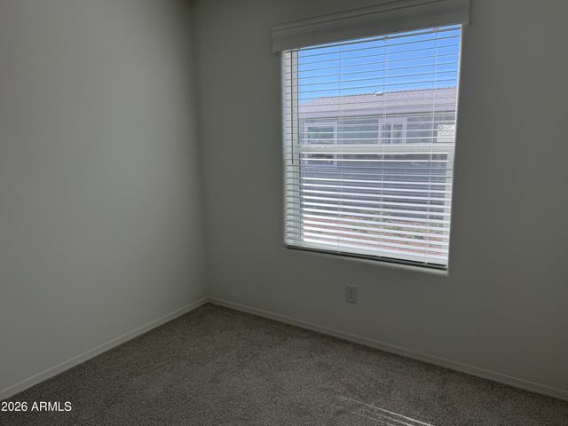 400 W VENICE Way, Paulden, AZ 86334