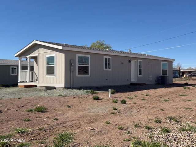 400 W VENICE Way, Paulden, AZ 86334