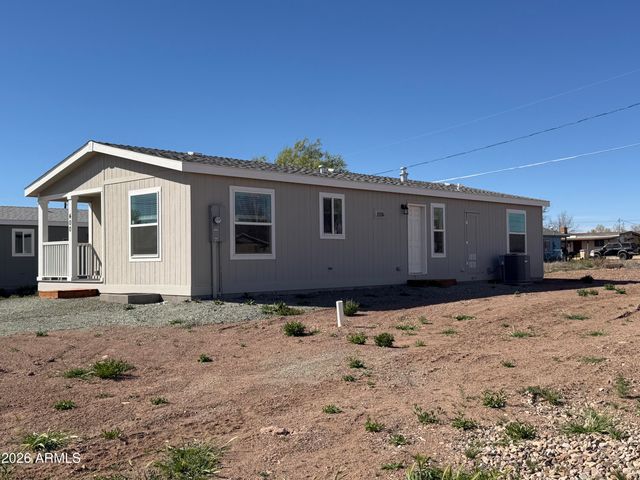400 W VENICE Way, Paulden, AZ 86334