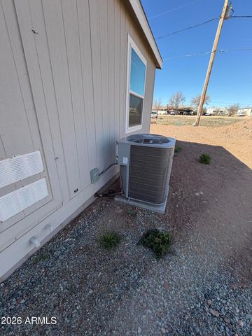 400 W VENICE Way, Paulden, AZ 86334