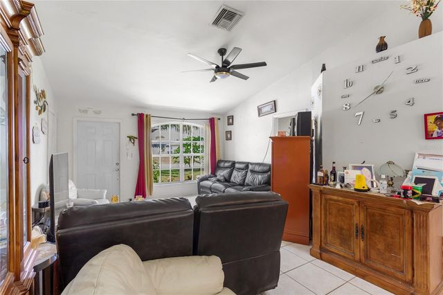 1728 NE 22ND TERRACE, Cape Coral, FL 33909
