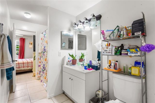 1728 NE 22ND TERRACE, Cape Coral, FL 33909
