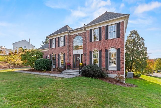 25 Knight Way, Marlborough, MA 01752