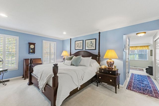 25 Knight Way, Marlborough, MA 01752