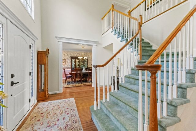 25 Knight Way, Marlborough, MA 01752