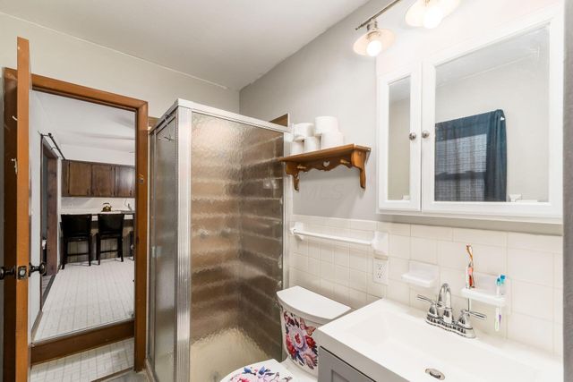 893 Hunt Valley Drive, Reynoldsburg, OH 43068