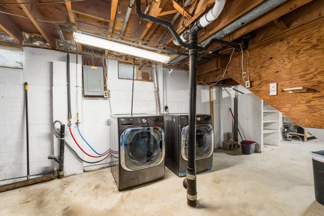 893 Hunt Valley Drive, Reynoldsburg, OH 43068