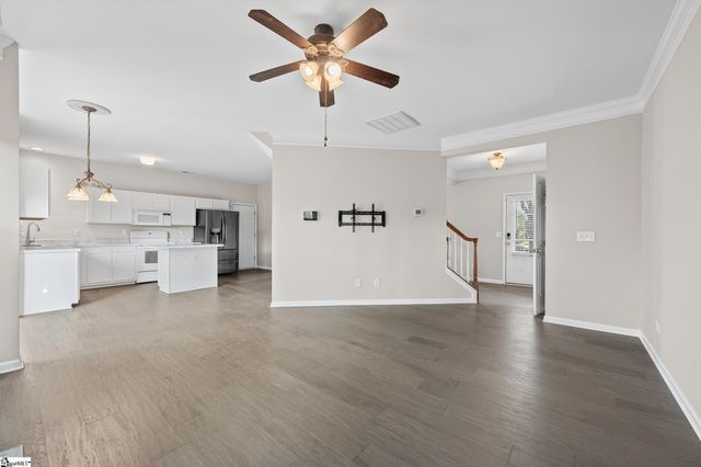 134 Bathurst Lane, Simpsonville, SC 29681