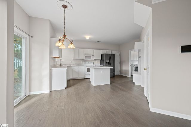 134 Bathurst Lane, Simpsonville, SC 29681