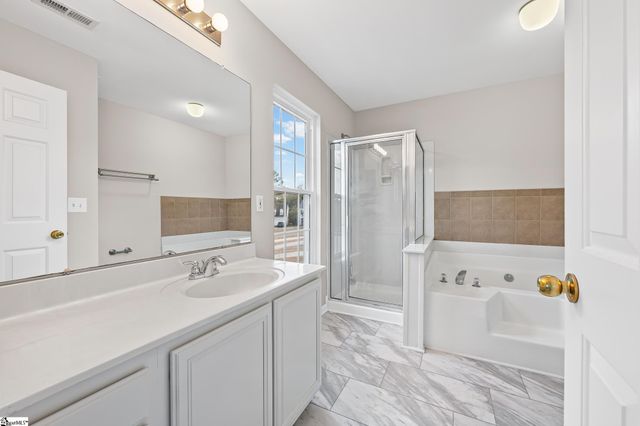 134 Bathurst Lane, Simpsonville, SC 29681