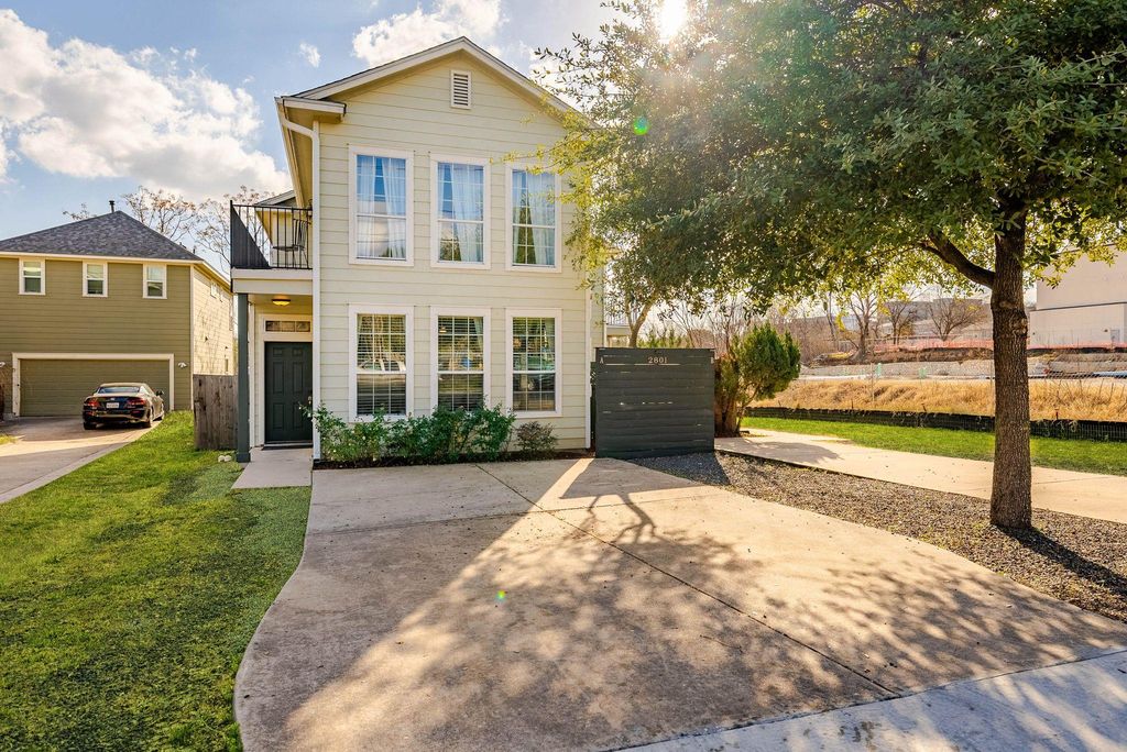2801 Goodwin Ave A, Austin, TX 78702