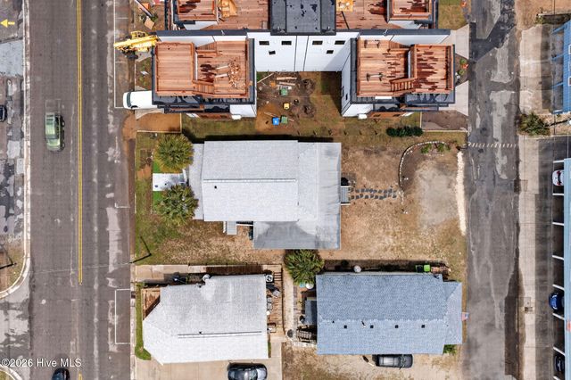 704 Carolina Beach Avenue S, Carolina Beach, NC 28428