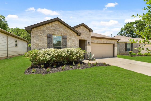 2340 N Amber Ruse Court, Conroe, TX 77304