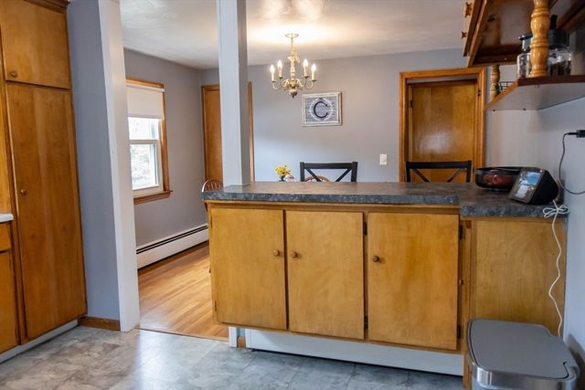 97 Pondview Dr, Chicopee, MA 01020