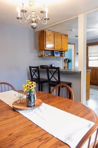 97 Pondview Dr, Chicopee, MA 01020