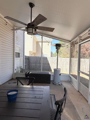 104 Arbor Creek, Warner Robins, GA 31093