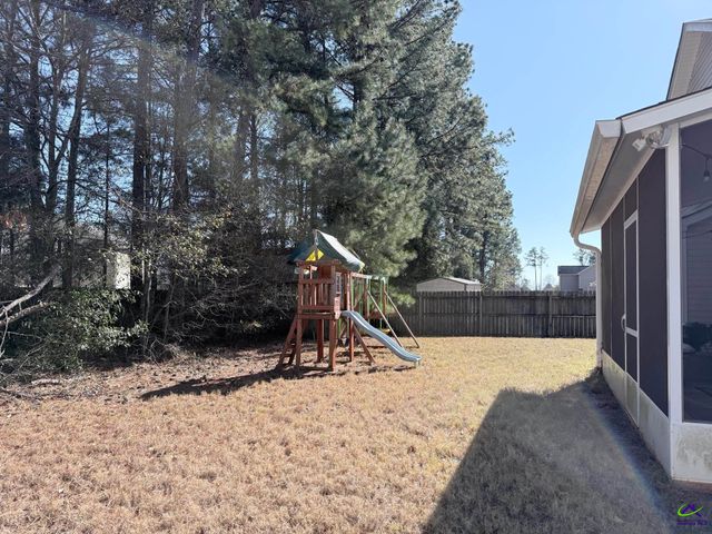 104 Arbor Creek, Warner Robins, GA 31093