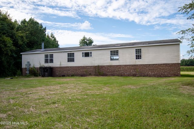 636 Community Center Drive, Kinston, NC 28504