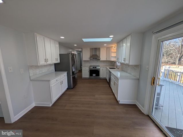 18540 BROOKE RD, Sandy Spring, MD 20860