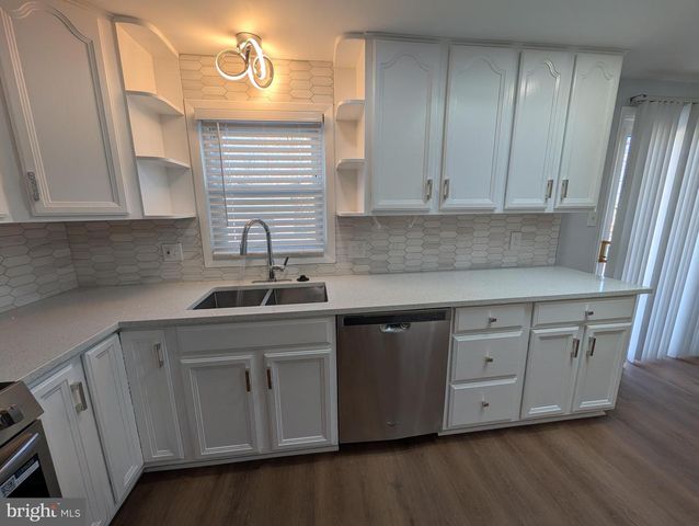 18540 BROOKE RD, Sandy Spring, MD 20860