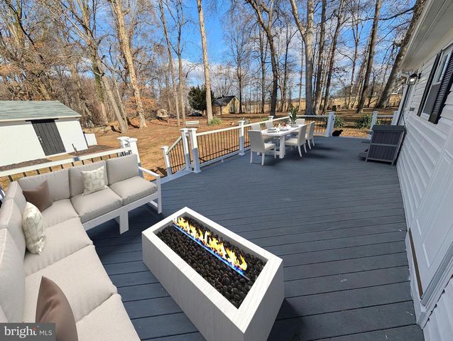 18540 BROOKE RD, Sandy Spring, MD 20860