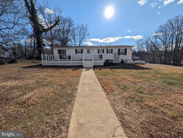 18540 BROOKE RD, Sandy Spring, MD 20860