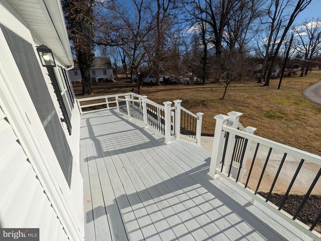 18540 BROOKE RD, Sandy Spring, MD 20860