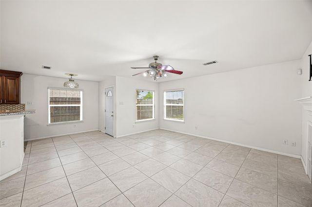 7331 Wimberly Oaks Lane, Richmond, TX 77407