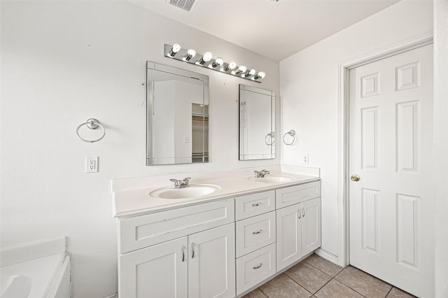 7331 Wimberly Oaks Lane, Richmond, TX 77407