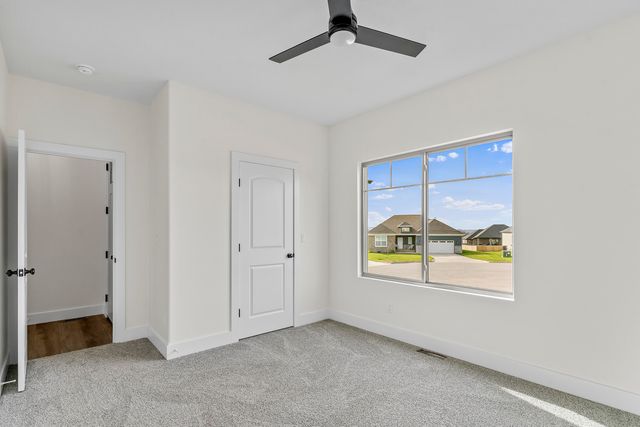 1276 W Sage Court, Springfield, MO 65810