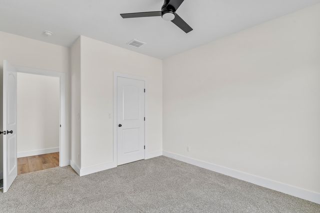 1276 W Sage Court, Springfield, MO 65810