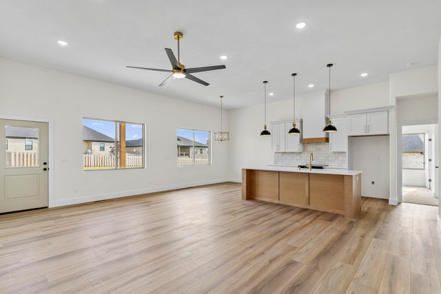 1276 W Sage Court, Springfield, MO 65810