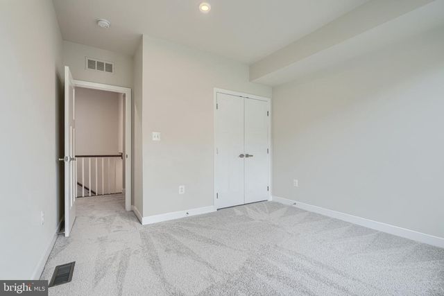 10720 PRESIDENTIAL PKWY, Upper Marlboro, MD 20772