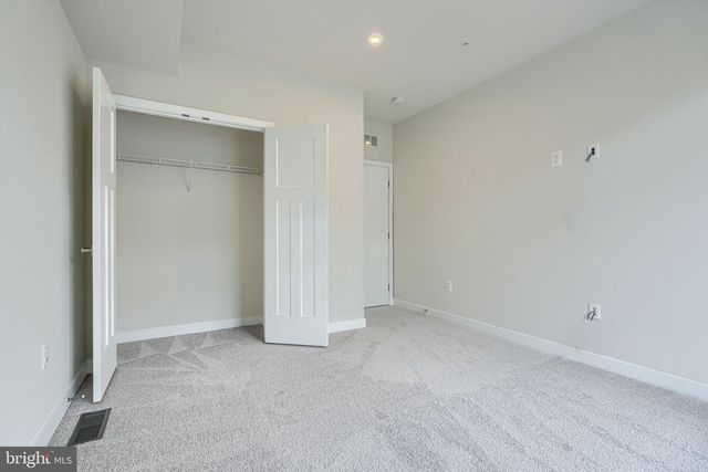 10720 PRESIDENTIAL PKWY, Upper Marlboro, MD 20772