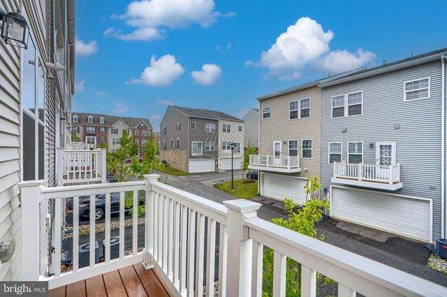 10720 PRESIDENTIAL PKWY, Upper Marlboro, MD 20772