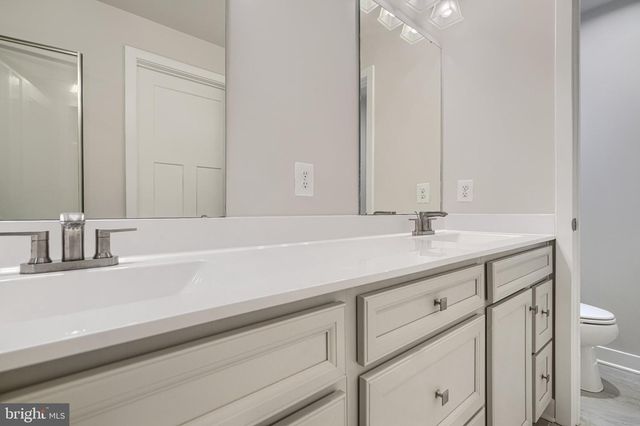10720 PRESIDENTIAL PKWY, Upper Marlboro, MD 20772
