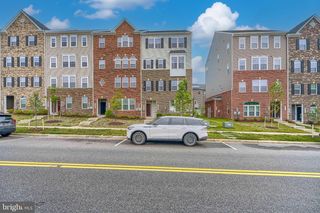 10720 PRESIDENTIAL PKWY, Upper Marlboro, MD 20772
