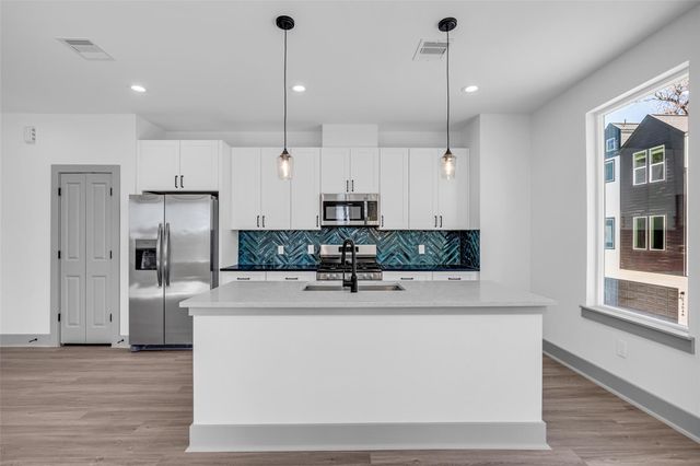 5303 Kindred Garden Lane A, Houston, TX 77091