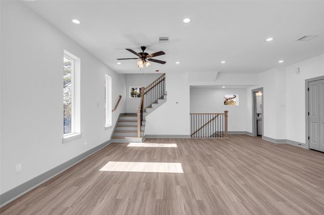 5303 Kindred Garden Lane A, Houston, TX 77091