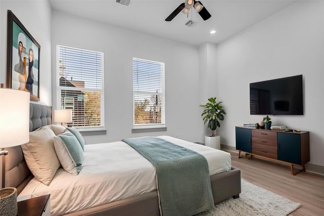 5303 Kindred Garden Lane A, Houston, TX 77091