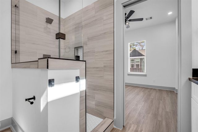 5303 Kindred Garden Lane A, Houston, TX 77091