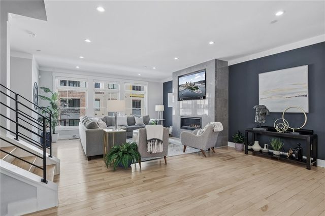 2034 Waterfront Place, Downtown Pgh, PA 15222