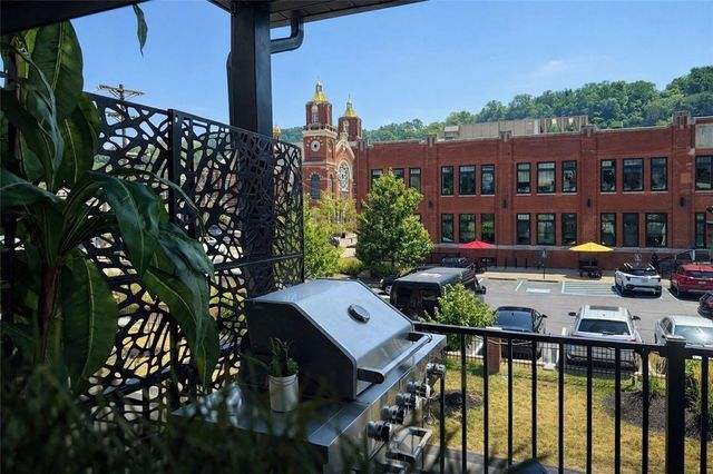 2034 Waterfront Place, Downtown Pgh, PA 15222