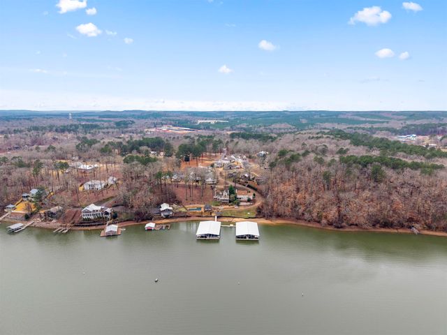 11 ELKS LANDING DR, Iuka, MS 38852